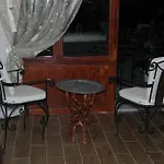 Oda ve Kahvaltı Tamara