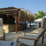 לינה וארוחת בוקר Tamara